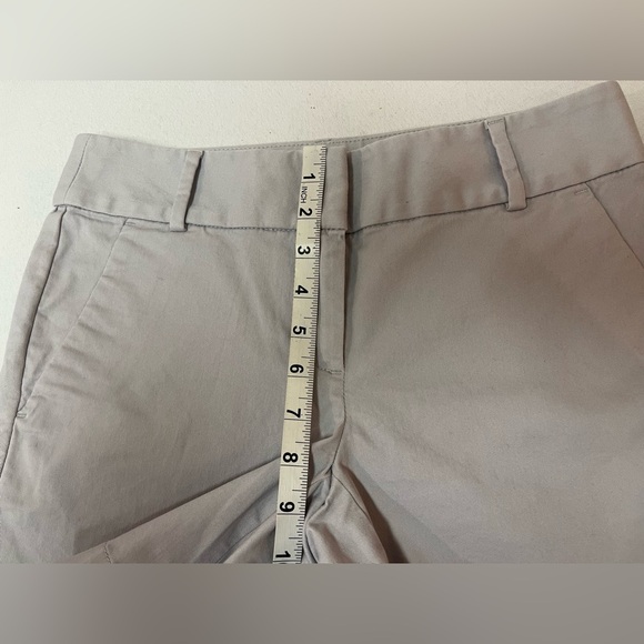 2/$20 -Loft Riviera Grey Casual Flat Front Mid Rise Preppy, Versatile Shorts - S - Picture 12 of 15